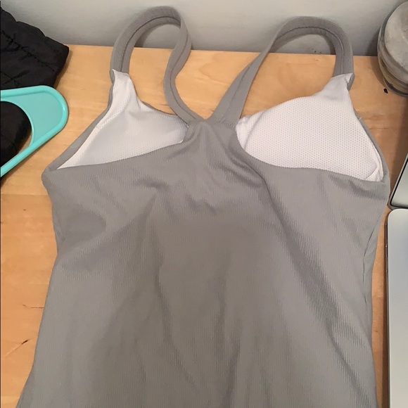 Athleta Tank Top - Picture 2 of 3